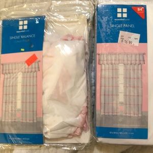 NWT valance 42x16 & 2 sets panels 42x84 length